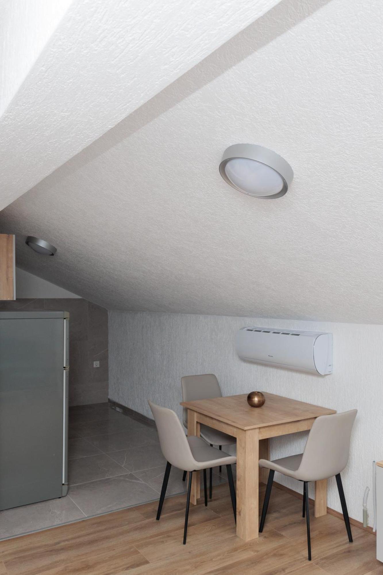 Albatross Guest House Bitola Extérieur photo